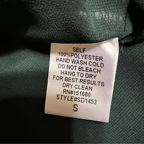 Storia Emerald Green Deep V-Neck Ruffle Long Sleeve Mini Dress Sz S - Picture 9 of 14